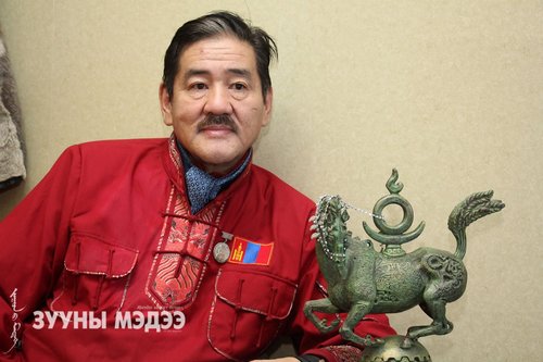 Ж.Баяржаргал: Уран зохиолоо хайхардаггүй төр мөхөлдөө дөхдөг